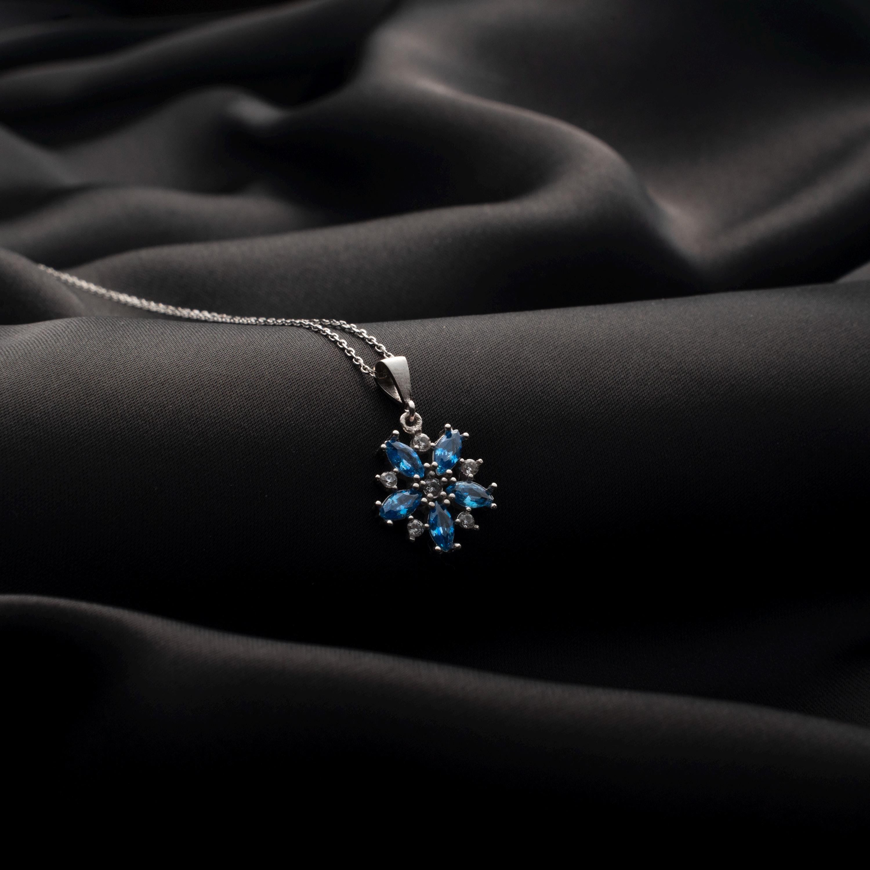 Sparkling Snowflake Necklace - Personalized Winter Jewelry Gift for Her