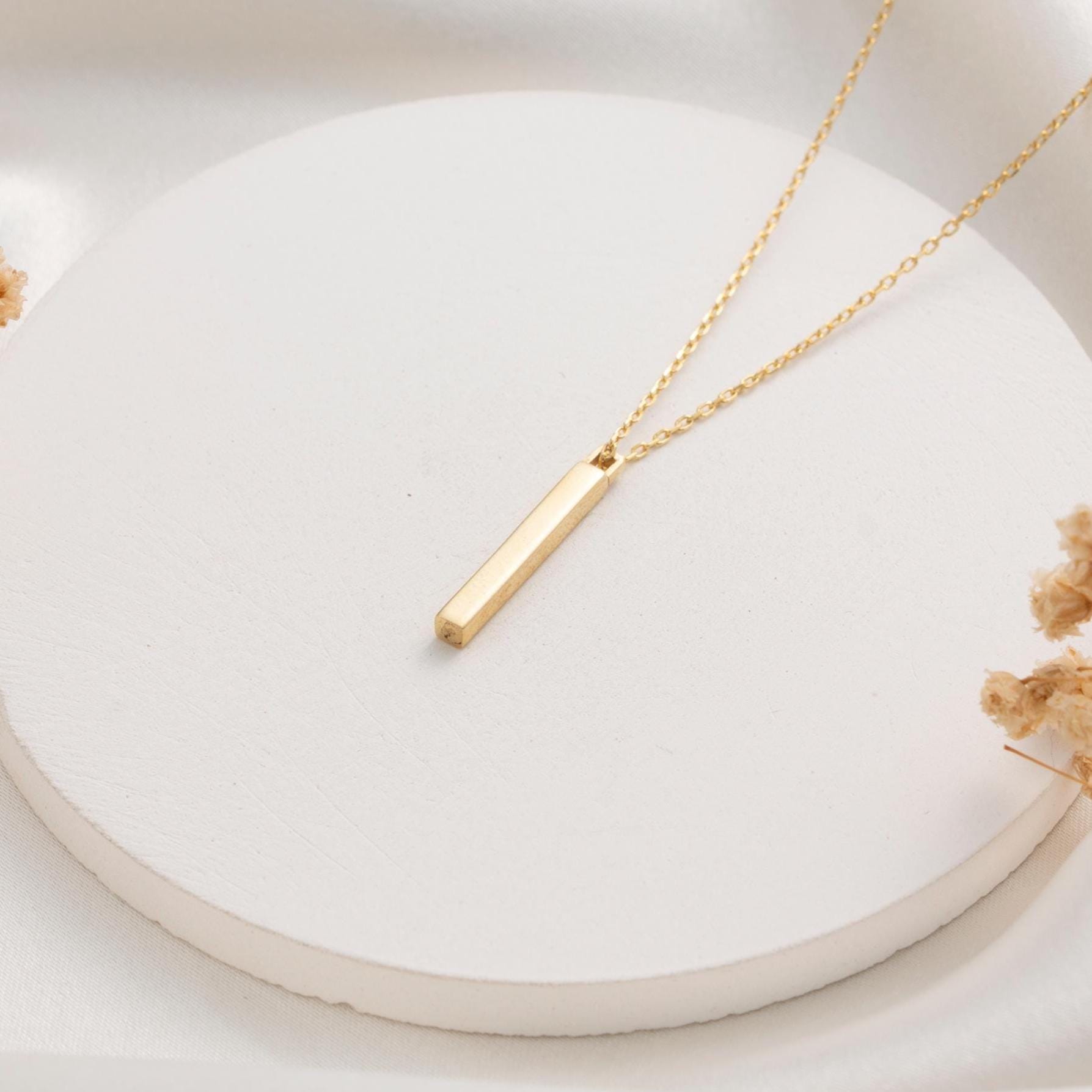 Minimal Vertical Bar Necklace – Custom Engraved Pendant, 18K Gold Plated